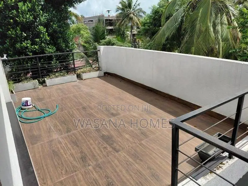 Two Story House for Sale Boralesgamuwa
