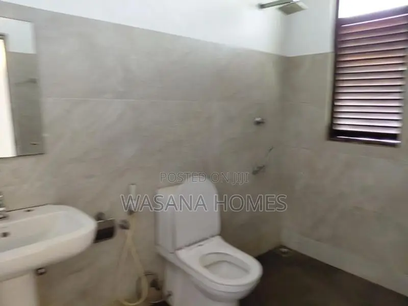 Fantastic Two story house for sale Borelasgamuwa