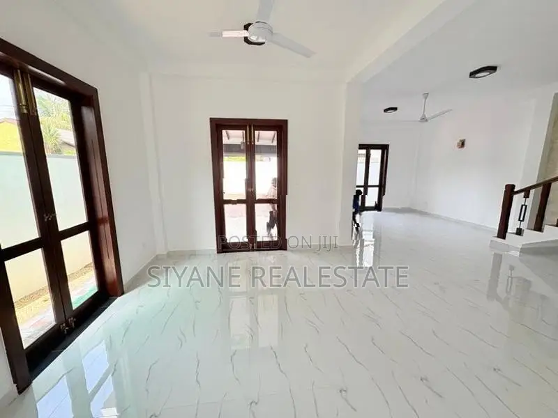 Brand New Luxury Two Storey House for Sale in Piliyandala