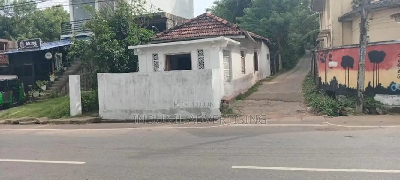 නිවසක් විකිණිමට බෙලිඅත්ත