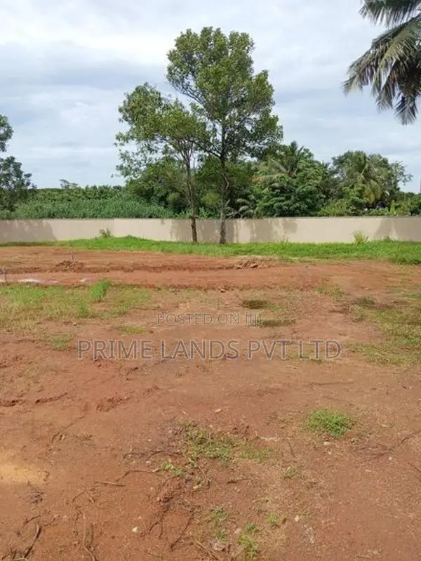Residencial Land for Sale in Nawala
