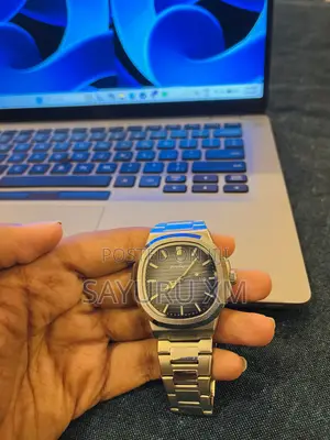 Poedagar Premium Luxury Watch