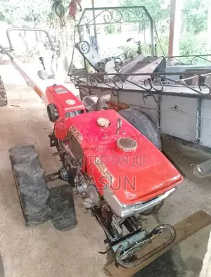 Kubota K600 2003 Tractor (Used)