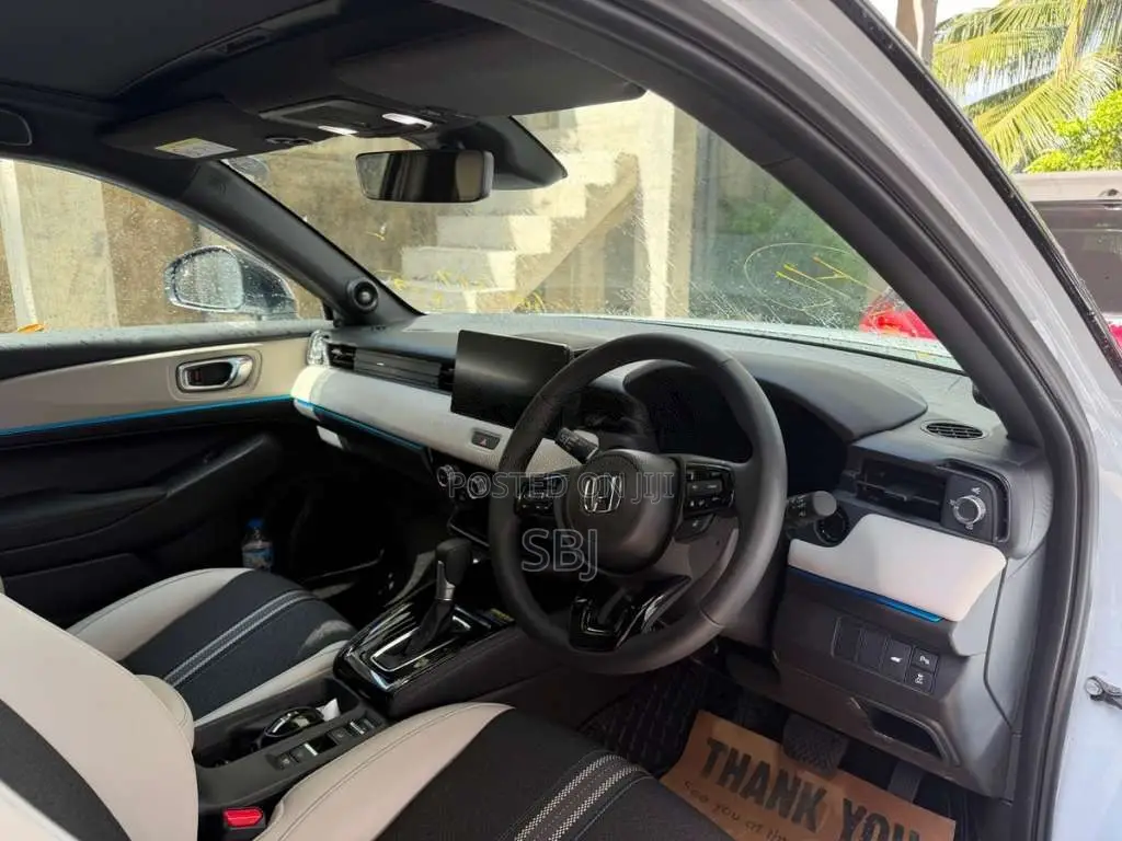 Honda Vezel Z Play 2026 SUV (Used)