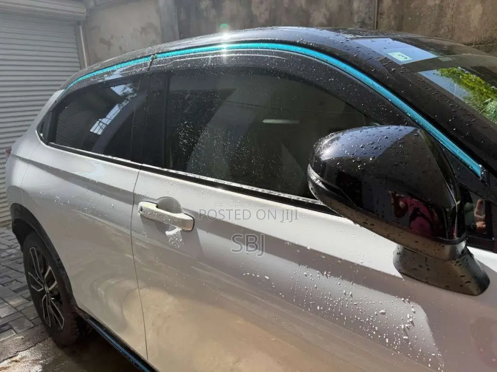Honda Vezel Z Play 2026 SUV (Used)