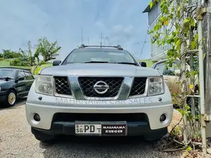 Nissan Navara 2013 Pickup (Used)
