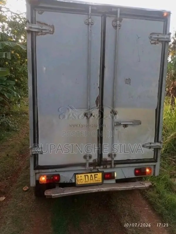 Tata Express 2016 Lorry (Used)