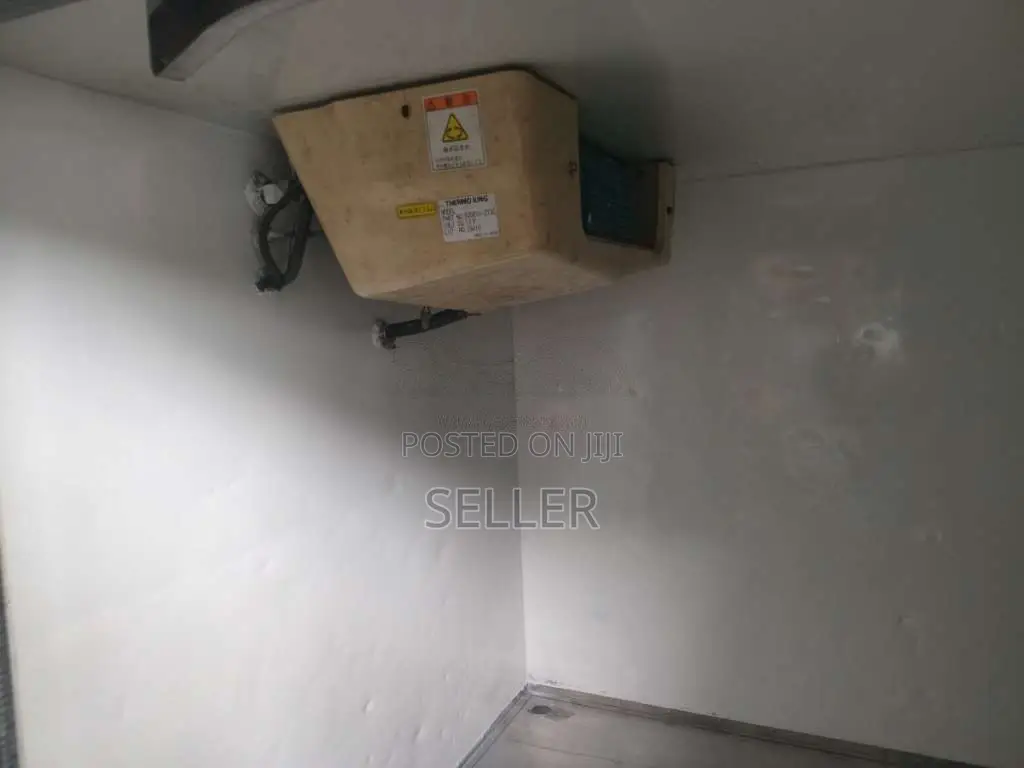 Suzuki Carry Freezer 2018 Lorry (Used)