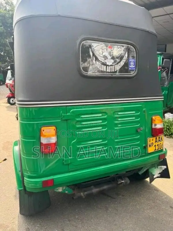 Bajaj RE 2013 Three Wheel (Used)