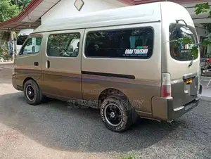 Nissan Caravan E25 2003 Van (Used)