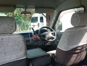 Nissan Caravan E25 2003 Van (Used)