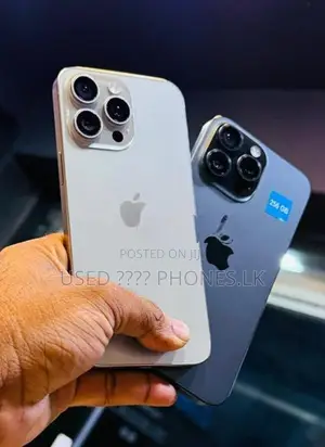 Apple iPhone 15 Pro Max 256GB (Used)