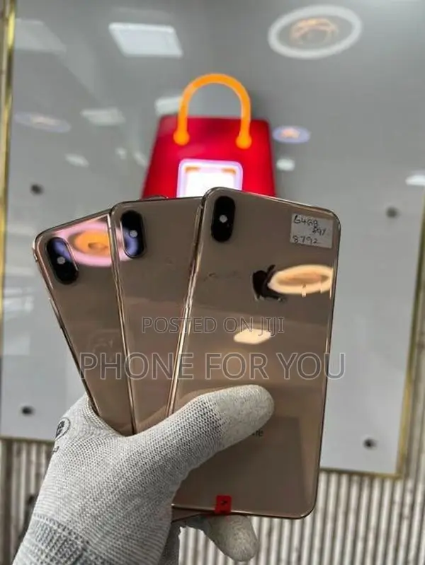 Apple iPhone XS Max (Used)