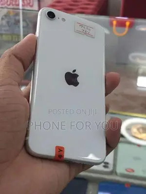 Apple iPhone SE 2 (Used)