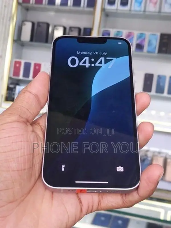 Apple iPhone 14 (Used)