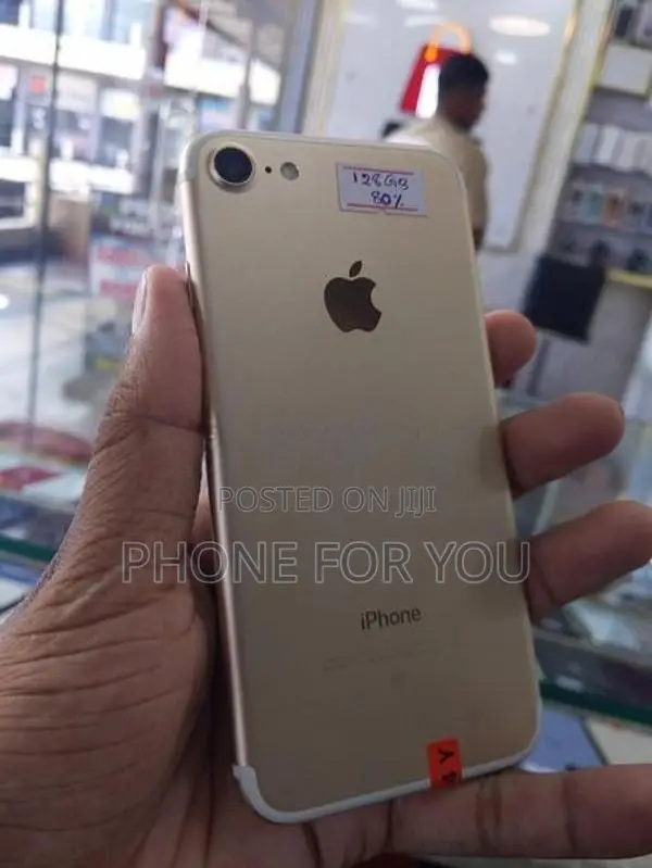 Apple iPhone 7 (Used)