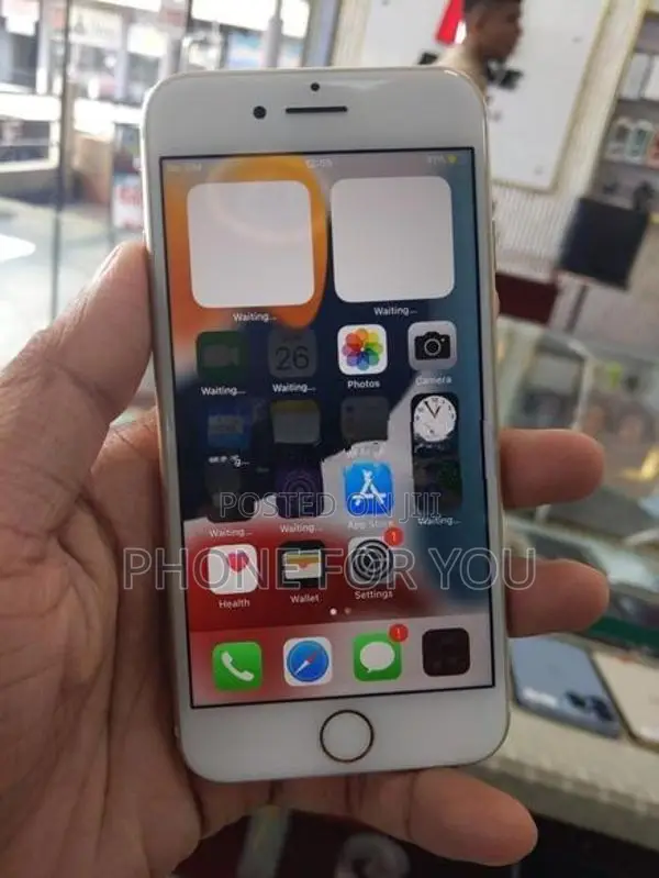 Apple iPhone 7 (Used)