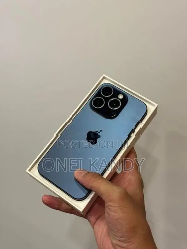 Apple iPhone 15 Pro 256GB (Used)