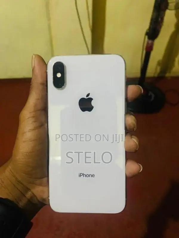 Apple iPhone XS 512GB (Used)