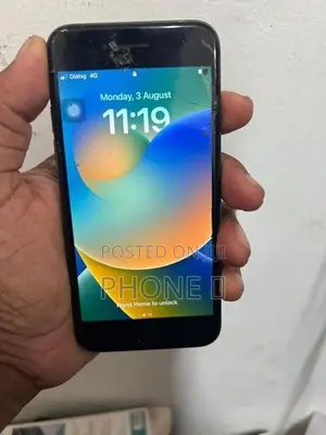 Apple iPhone 8 black (Used)