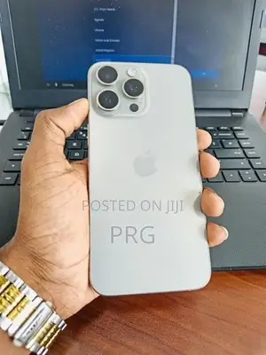 Apple iPhone 15 Pro Max 256GB (Used)
