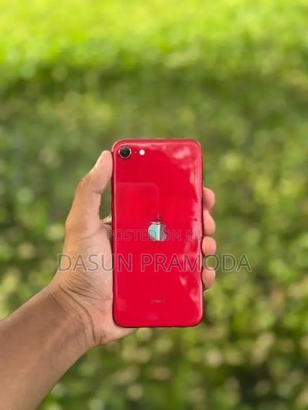 Apple iPhone SE 2 (Used)