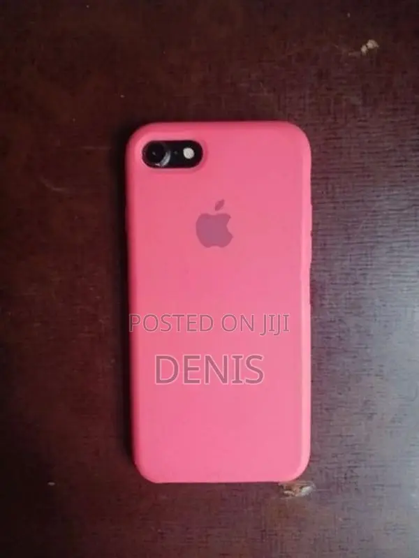 Apple iPhone 7 (Used)