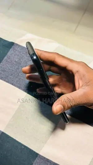 Samsung Galaxy A20e (Used)