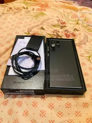 Samsung Galaxy S22 Ultra (Used)