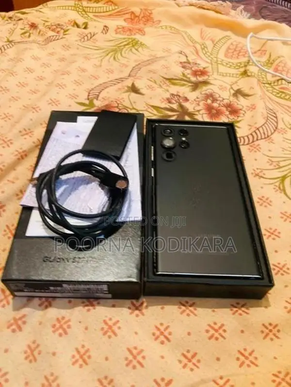 Samsung Galaxy S22 Ultra (Used)