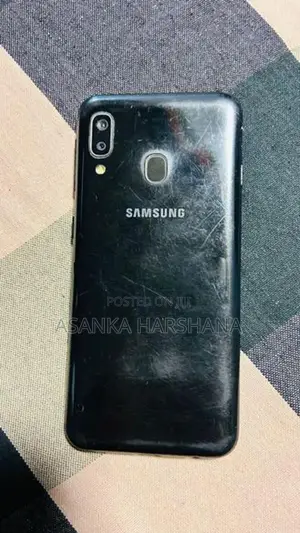 Samsung Galaxy A20e (Used)