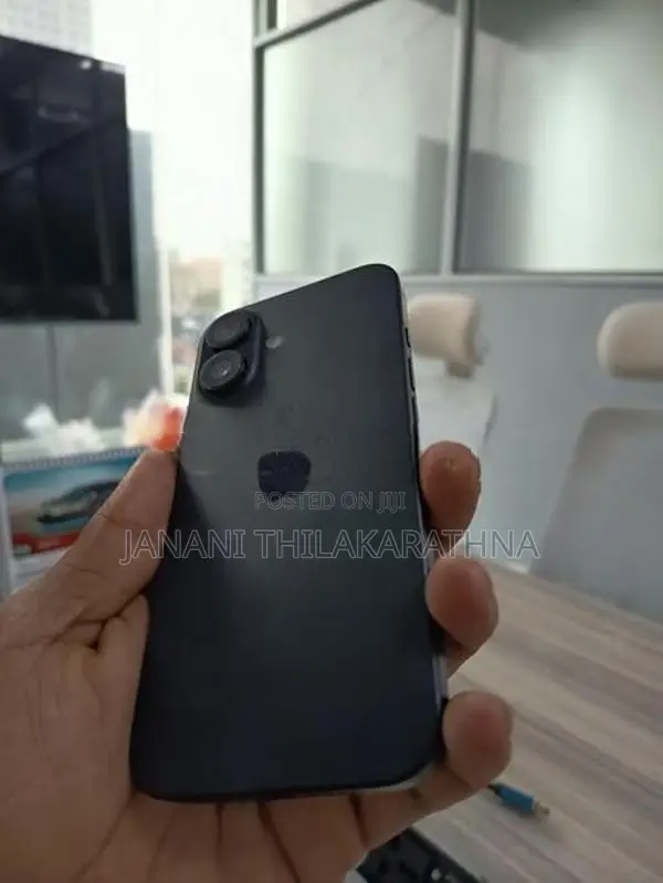 Apple iPhone 16 Used (Used)