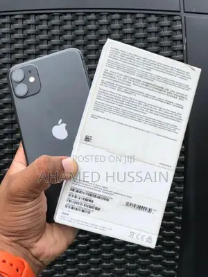 Apple iPhone 11 Black 128GB (Used)