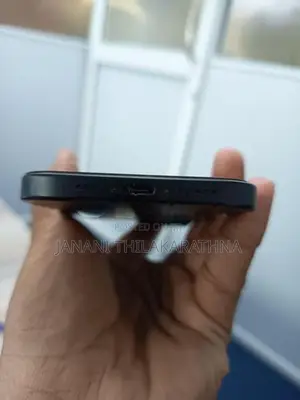 Apple iPhone 16 Used (Used)