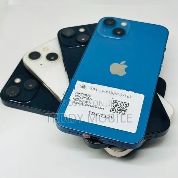 Apple iPhone 13 128GB (Used)