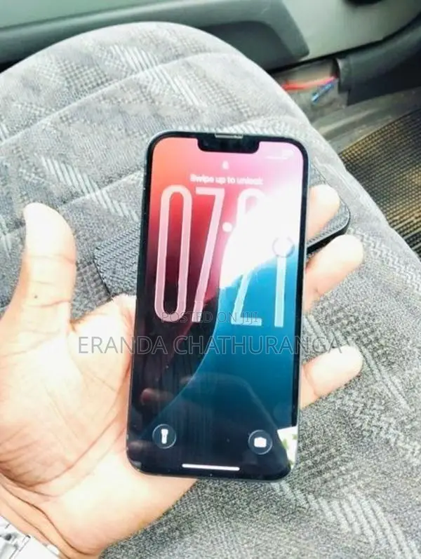 Apple iPhone 13 (Used)