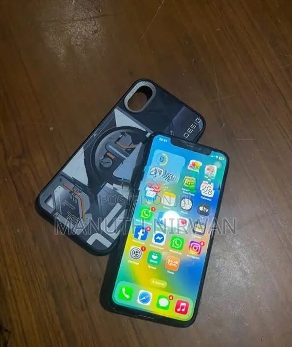 Apple iPhone X Black (Used)
