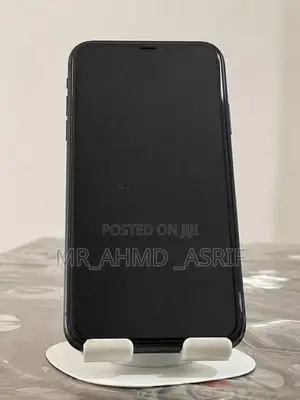 Apple iPhone 11 (Used)