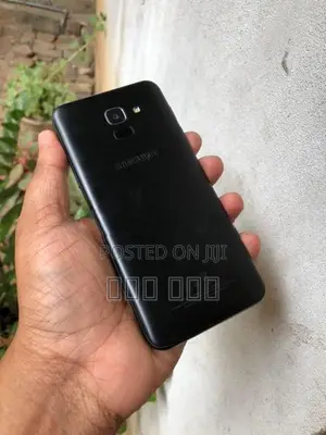 Samsung Galaxy J6 32GB (Used)