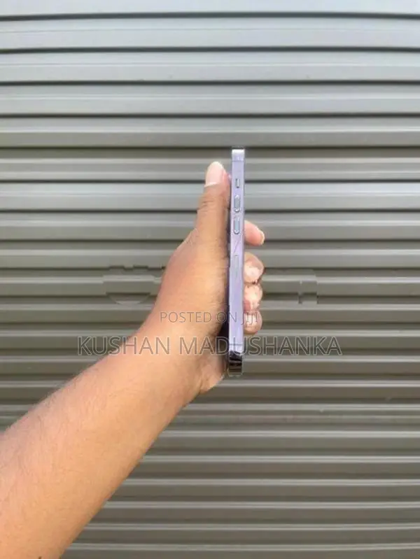 Apple iPhone 14 Pro 256gb (Used)