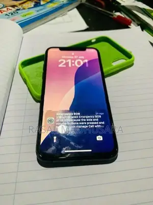Apple iPhone XS (Used)