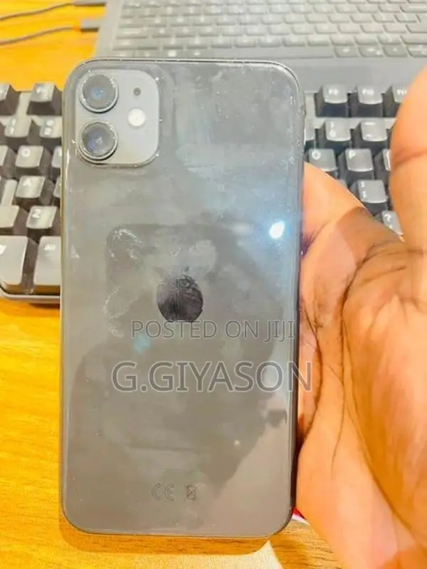 Apple iPhone 11 (Used)