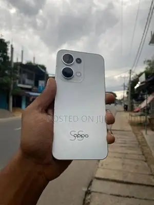 Oppo Reno 13 (Used)