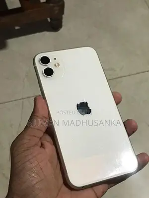Apple iPhone 11 White (Used)