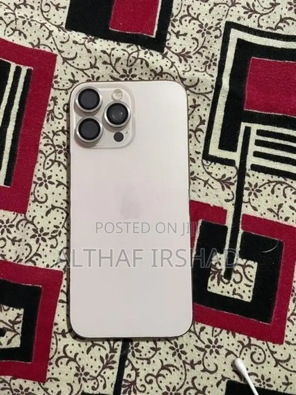 Apple iPhone 16 Pro Max (Used)