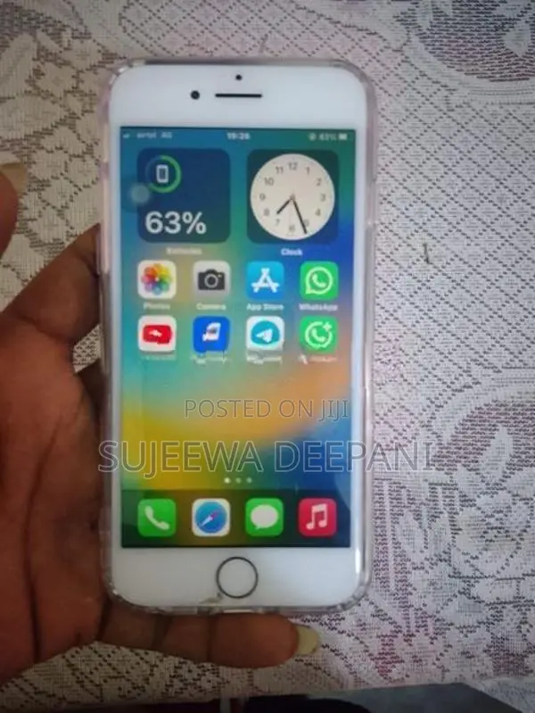 Apple iPhone 8 64GB (Used)