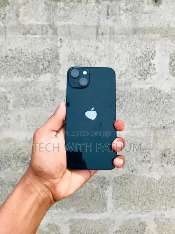 Apple iPhone 13 128GB (Used)