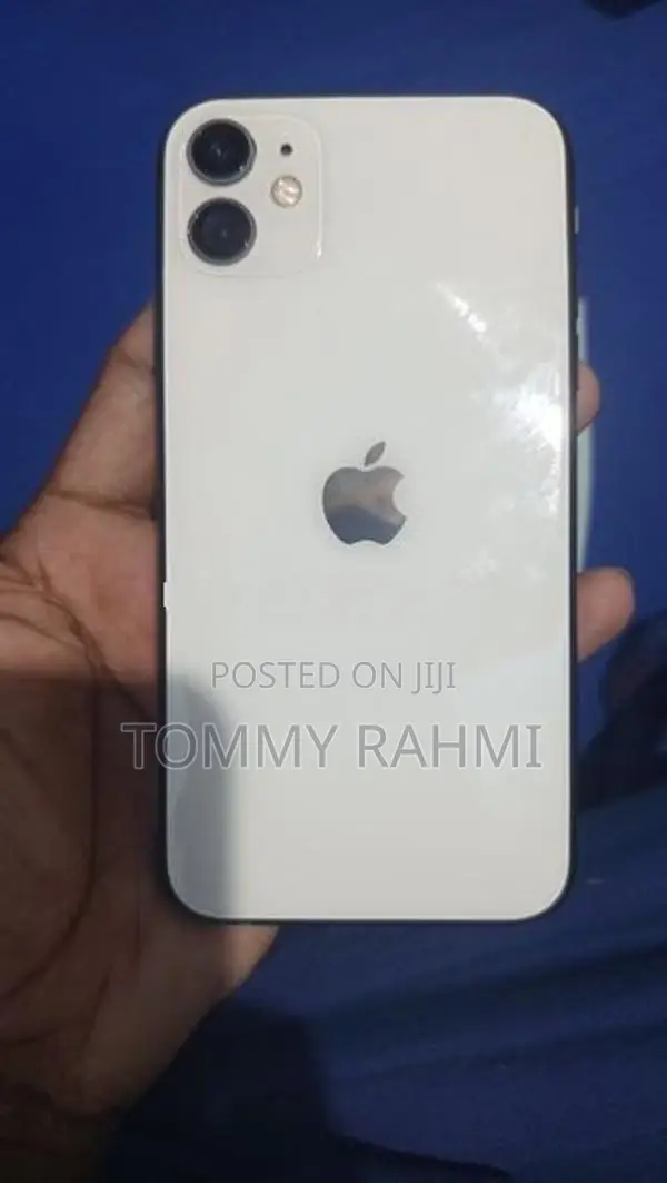 Apple iPhone 11 (Used)