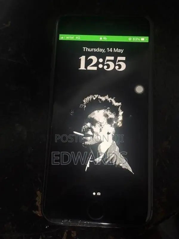 Apple iPhone 8 (Used)