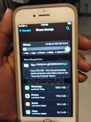 Apple iPhone 7 (Used)
